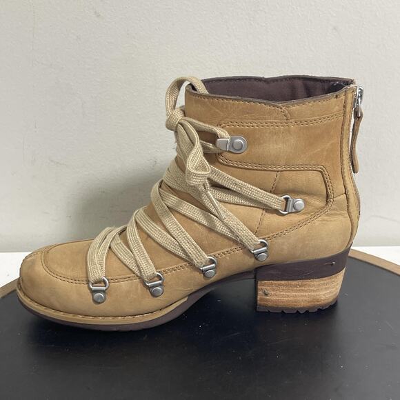 Merrell Boots Womens Size 5 Tan Leather Lace Up Ankle Lug Heel Outdoor J001736 - Picture 6 of 11